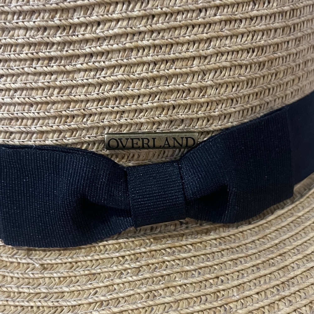 Overland. Classic Tan Straw Hat with Black Band. 22” - Picture 4 of 5